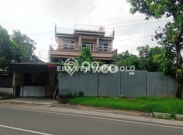Hunian Mewah Siap Huni LT 350m2 di Banjarsari, Solo Hunian Mewah Siap Huni LT 350m2 di Banjarsari, Solo