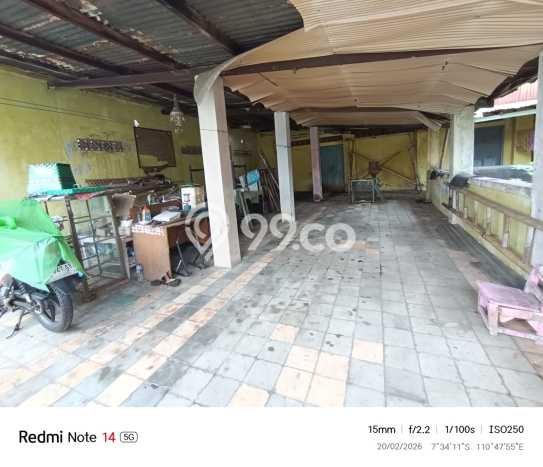 Dijual Hunian Mewah dengan Fasilitas Sekitar Komplit di Laweyan, Solo Dijual Hunian Mewah dengan Fasilitas Sekitar Komplit di Laweyan, Solo