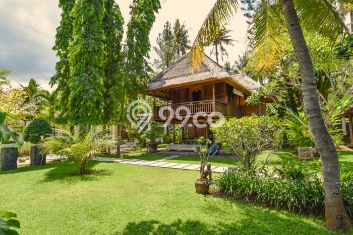 Vila Kawasan , Luas 2970m2m², Lokasi Strategis Vila Kawasan , Luas 2970m2m², Lokasi Strategis