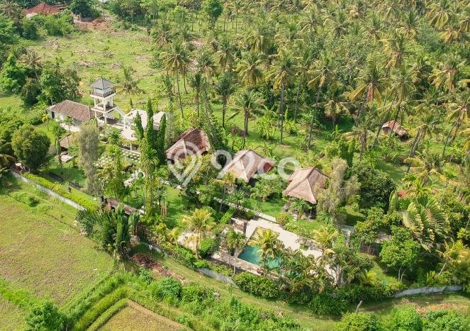 Vila Kawasan , Luas 2970m2m², Lokasi Strategis Vila Kawasan , Luas 2970m2m², Lokasi Strategis