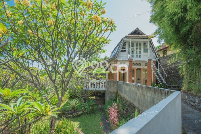Vila Kawasan , Luas 1000m2m², Cocok untuk berbagai kebutuhan Vila Kawasan , Luas 1000m2m², Cocok untuk berbagai kebutuhan