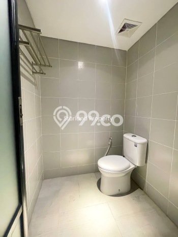 Rumah Elit Modern Tanpa Renovasi di Bintaro Jakarta Selatan Rumah Elit Modern Tanpa Renovasi di Bintaro Jakarta Selatan