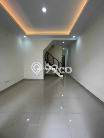 Rumah Elit LB 90m2 Siap Pakai Desain Elegan di Kelapa Dua, Jakarta Barat Rumah Elit LB 90m2 Siap Pakai Desain Elegan di Kelapa Dua, Jakarta Barat