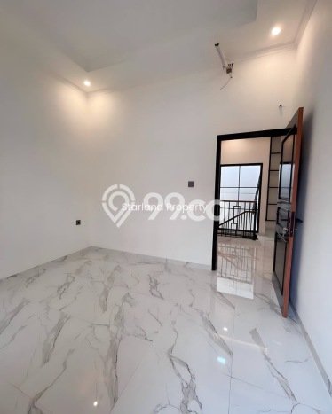 For Sale Rumah 3 Kamar Lokasi Ideal Nyaman dan Strategis di Ciputat For Sale Rumah 3 Kamar Lokasi Ideal Nyaman dan Strategis di Ciputat
