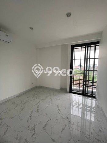 Dijual Rumah Elit Exclusive di Pesanggrahan, Jakarta Selatan Dijual Rumah Elit Exclusive di Pesanggrahan, Jakarta Selatan