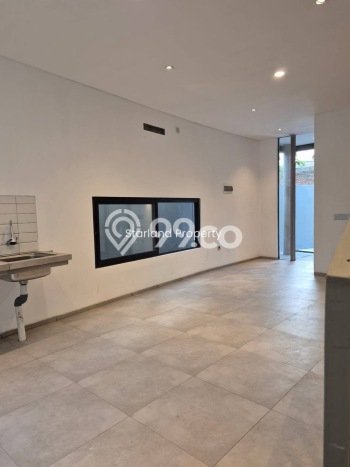 For Sale Hunian Rumah Nyaman 3 KT di Graha Raya, Tangerang Selatan For Sale Hunian Rumah Nyaman 3 KT di Graha Raya, Tangerang Selatan