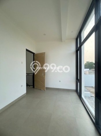 Rumah Modern Cantik 3 Kamar Bisa Langsung Pindah di Pondok Aren Rumah Modern Cantik 3 Kamar Bisa Langsung Pindah di Pondok Aren