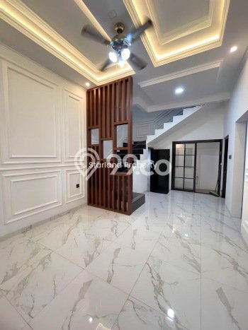 Hunian Cantik Modern Lb 116m2 di Ciputat, Tangerang Selatan Hunian Cantik Modern Lb 116m2 di Ciputat, Tangerang Selatan