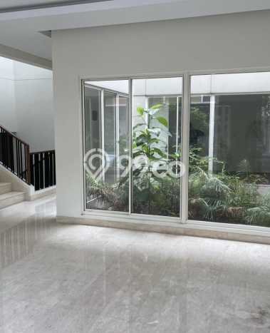 Dijual Rumah Luas Elegan Dengan View Eksklusif di Gading Serpong, Tangerang Dijual Rumah Luas Elegan Dengan View Eksklusif di Gading Serpong, Tangerang