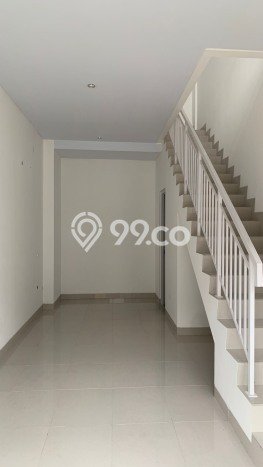 POTENSI BESAR! Ruko Kawasan , Luas 67m2m², Posisi Mainroad POTENSI BESAR! Ruko Kawasan , Luas 67m2m², Posisi Mainroad
