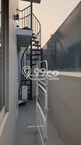 Ready to Use! Luxury House LT 96m2 Desain Elegan di Gading Serpong Ready to Use! Luxury House LT 96m2 Desain Elegan di Gading Serpong