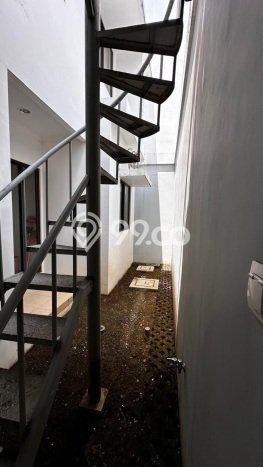 Siap Huni Rumah Mewah 4 Kamar di Gedebage Dekat ke Mana Pun Siap Huni Rumah Mewah 4 Kamar di Gedebage Dekat ke Mana Pun