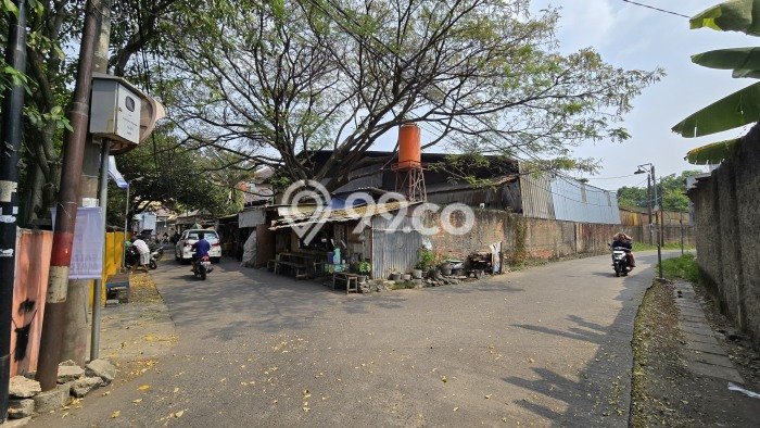 Unit Gudang Dijual di Tangerang LT 1365m2 & LB 495m2 Unit Gudang Dijual di Tangerang LT 1365m2 & LB 495m2