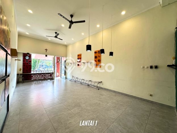 Ruko Dijual di Tangerang LT 90m2 & LB 140m2 Lokasi Terbaik! Ruko Dijual di Tangerang LT 90m2 & LB 140m2 Lokasi Terbaik!