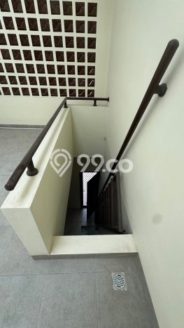 Rumah sewa siap pakai 3 KT di Permata Buana, Jakarta Barat Rumah sewa siap pakai 3 KT di Permata Buana, Jakarta Barat