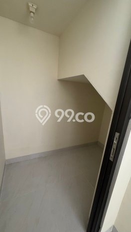 Rumah sewa siap pakai 3 KT di Permata Buana, Jakarta Barat Rumah sewa siap pakai 3 KT di Permata Buana, Jakarta Barat