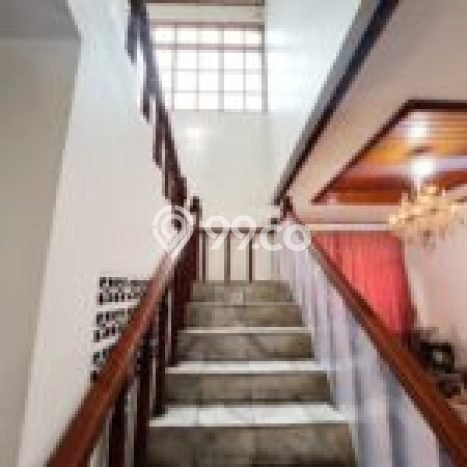 Siap Huni Rumah Mewah 4 Kamar di Matraman Dekat ke Mana Saja Siap Huni Rumah Mewah 4 Kamar di Matraman Dekat ke Mana Saja