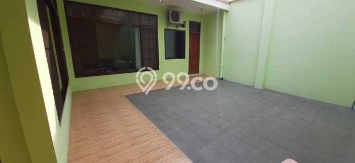 Hot Offer Hunian Mewah Ideal dan Luas di Dukuh Pakis, Surabaya Hot Offer Hunian Mewah Ideal dan Luas di Dukuh Pakis, Surabaya