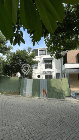 Rumah Luxury Modern Siap Huni di Citraland Surabaya Rumah Luxury Modern Siap Huni di Citraland Surabaya