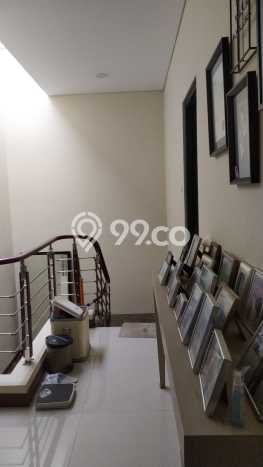 Siap Huni Rumah Mewah 3 Kamar di Wiyung Dekat ke Mana Saja Siap Huni Rumah Mewah 3 Kamar di Wiyung Dekat ke Mana Saja