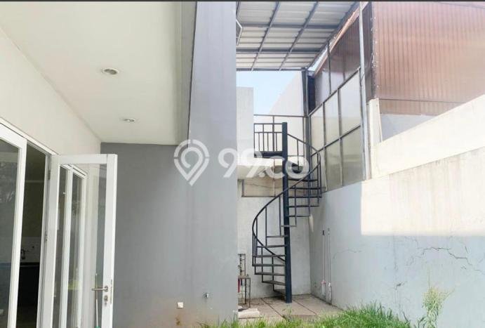 Jarang Ada! Rumah Sewa 5 Kamar Nyaman Siap Huni Modernland Jarang Ada! Rumah Sewa 5 Kamar Nyaman Siap Huni Modernland