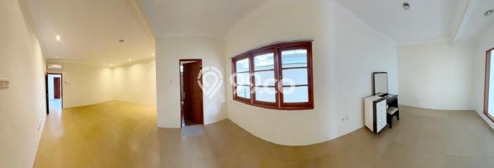 Jual Rumah Mewah Megah Dengan View Cantik di Modernland, Tangerang Jual Rumah Mewah Megah Dengan View Cantik di Modernland, Tangerang
