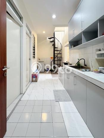 Jual Rumah Mewah Megah Dengan View Cantik di Modernland, Tangerang Jual Rumah Mewah Megah Dengan View Cantik di Modernland, Tangerang
