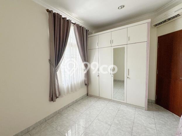 Jual Rumah Mewah Megah Dengan View Cantik di Modernland, Tangerang Jual Rumah Mewah Megah Dengan View Cantik di Modernland, Tangerang
