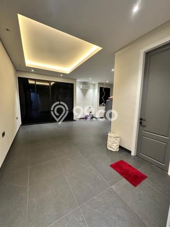 Ready to Use! Premium House LT 200m2 Desain Modern di Puri Indah Ready to Use! Premium House LT 200m2 Desain Modern di Puri Indah