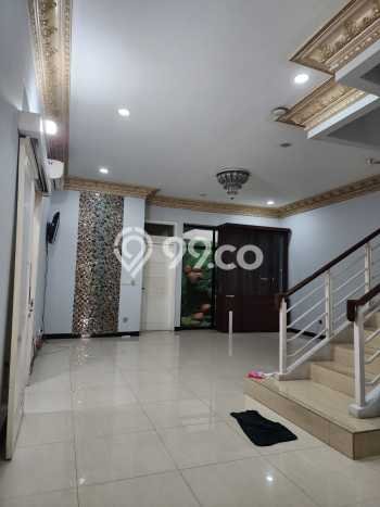 Siap Huni Rumah Mewah 5 Kamar di Kelapa Gading Dekat ke Mana Saja Siap Huni Rumah Mewah 5 Kamar di Kelapa Gading Dekat ke Mana Saja