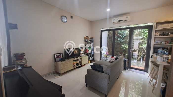 Dijual Rumah Eksklusif 2 KT di Depok II, Depok Dijual Rumah Eksklusif 2 KT di Depok II, Depok