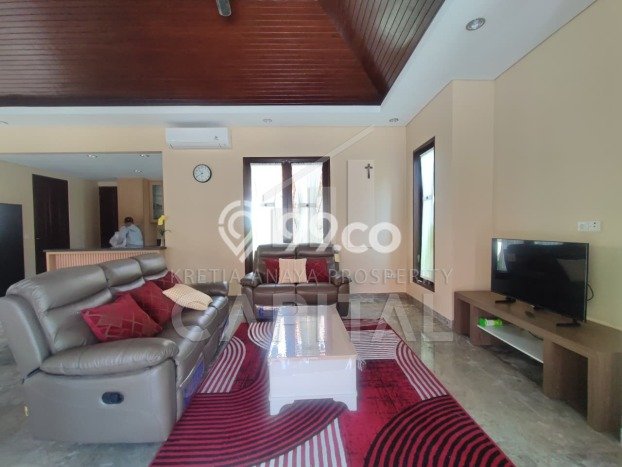 HARGA MENARIK! Vila di , Dimensi 718m2m², Lokasi Premium dengan akses bagus HARGA MENARIK! Vila di , Dimensi 718m2m², Lokasi Premium dengan akses bagus