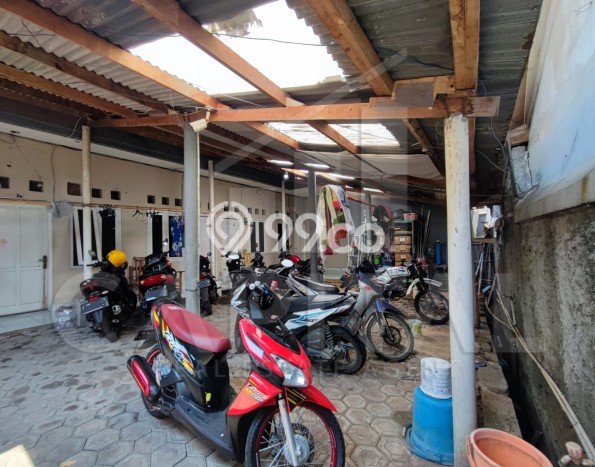 Rumah Kost Dijual di Karawang Barat, Karawang, Spesifikasi 48 KT, 48 KM, 400m2 Rumah Kost Dijual di Karawang Barat, Karawang, Spesifikasi 48 KT, 48 KM, 400m2