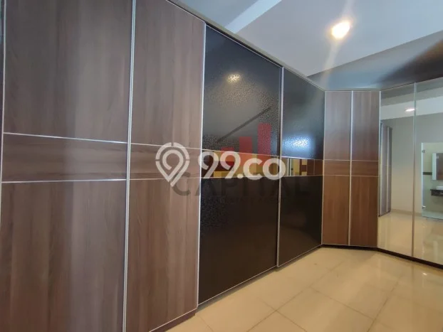 Disewakan Rumah Harga Terjangkau di Setra Duta Bandung dengan 4 Kamar Tidur Disewakan Rumah Harga Terjangkau di Setra Duta Bandung dengan 4 Kamar Tidur