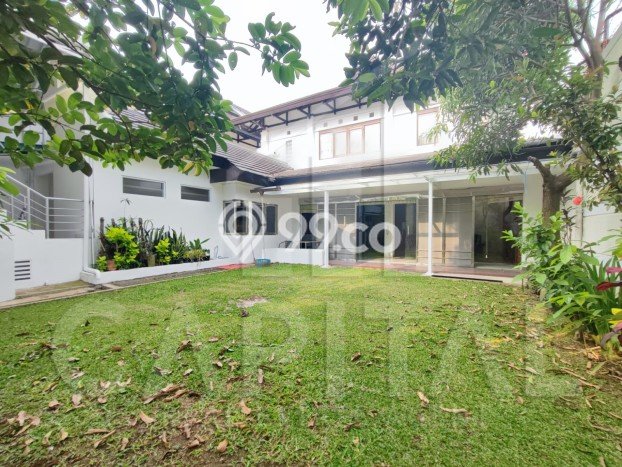 Rumah sewa siap pakai 4 Kamar Tidur di Pasteur, Bandung Rumah sewa siap pakai 4 Kamar Tidur di Pasteur, Bandung