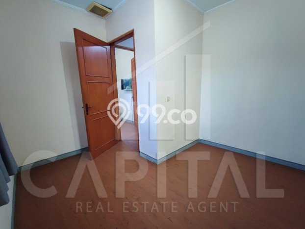 Dijual Hunian Rumah Terawat 4 Kamar di Setra Duta, Bandung Dijual Hunian Rumah Terawat 4 Kamar di Setra Duta, Bandung