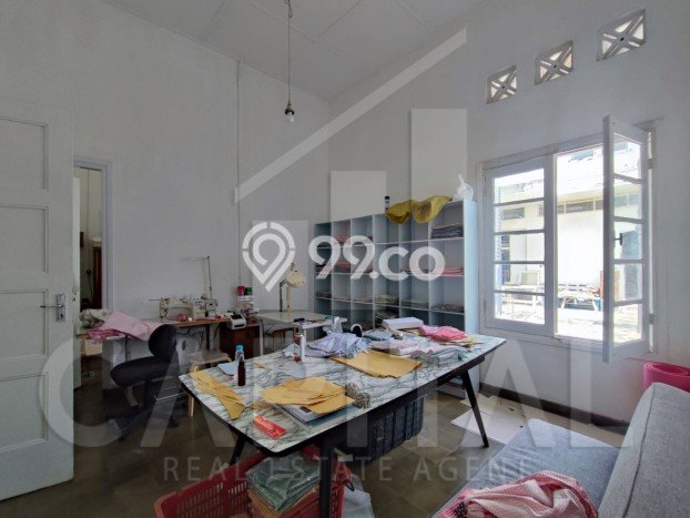 Rumah Elit Modern Siap Huni di Riau Bandung Rumah Elit Modern Siap Huni di Riau Bandung