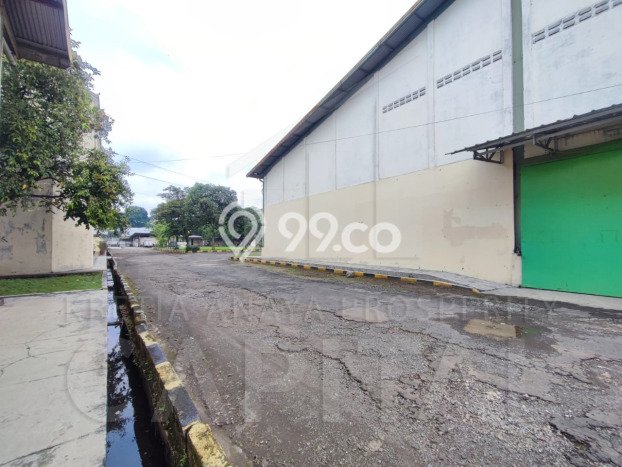 Unit Gudang Tersedia di Soekarno Hatta Spesifikasi LB 612m2 Unit Gudang Tersedia di Soekarno Hatta Spesifikasi LB 612m2