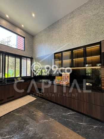 Jual Rumah Mewah Megah Dengan View Cantik di Kota Baru Parahyangan, Bandung Jual Rumah Mewah Megah Dengan View Cantik di Kota Baru Parahyangan, Bandung