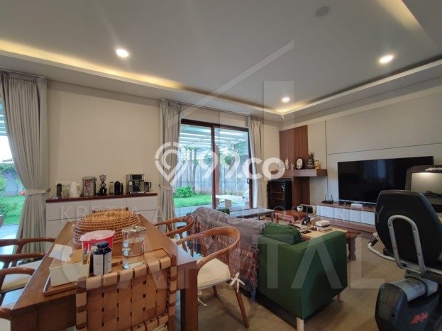 Jual Rumah Mewah Elegan Dengan View Cantik di Lembang, Bandung Jual Rumah Mewah Elegan Dengan View Cantik di Lembang, Bandung