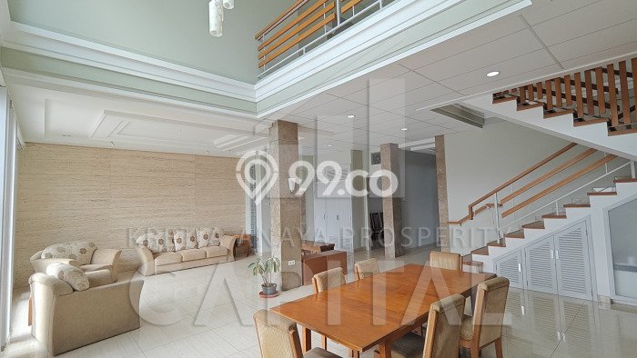 Rumah Mewah LB 586m2 Siap Pakai Desain Elegan di Kota Baru Parahyangan, Bandung Rumah Mewah LB 586m2 Siap Pakai Desain Elegan di Kota Baru Parahyangan, Bandung
