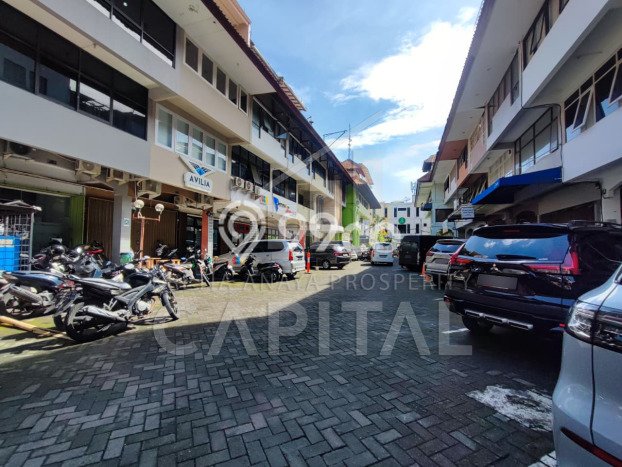 Ruko Dijual di Prime Area Bandung Luas 250m2 Ruko Dijual di Prime Area Bandung Luas 250m2