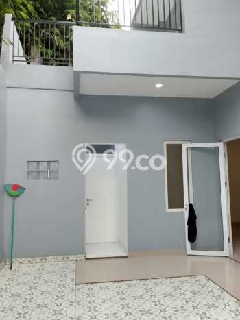 For Sale Hunian Rumah Terawat 5 KT di BSD Griya Loka, Tangerang For Sale Hunian Rumah Terawat 5 KT di BSD Griya Loka, Tangerang