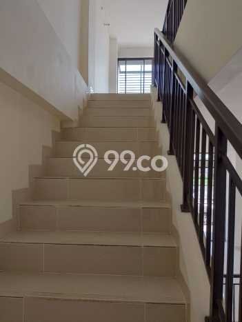 FOR SALE! Ruko di Cisauk Tangerang, LT 120m2, LB 360m2 FOR SALE! Ruko di Cisauk Tangerang, LT 120m2, LB 360m2