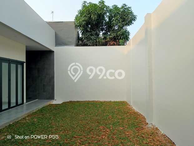 Ready to Use! Premium House LT 375m2 Desain Elegan di BSD Puspita Loka Ready to Use! Premium House LT 375m2 Desain Elegan di BSD Puspita Loka