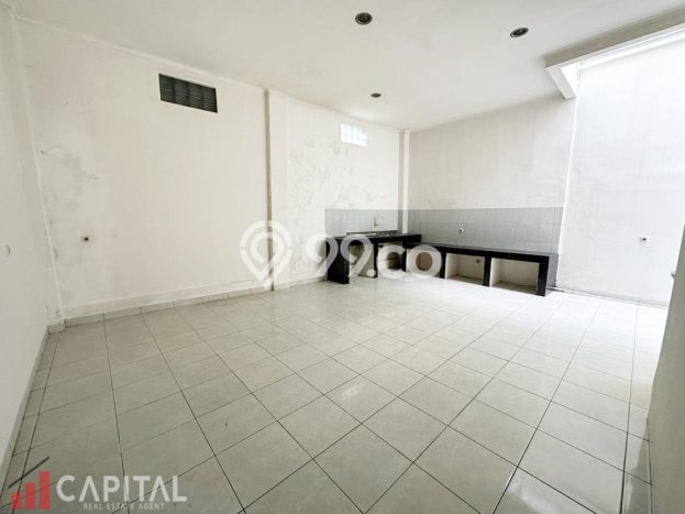 Ruko Dijual di Bandung LT 272m2 & LB 400m2 Lokasi Terbaik! Ruko Dijual di Bandung LT 272m2 & LB 400m2 Lokasi Terbaik!