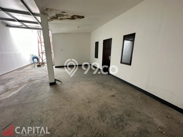 Ruko Dijual di Bandung LT 272m2 & LB 400m2 Lokasi Terbaik! Ruko Dijual di Bandung LT 272m2 & LB 400m2 Lokasi Terbaik!