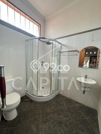 Hunian Elit LB 750m2 Siap Huni Desain Elegan di Dago, Bandung Hunian Elit LB 750m2 Siap Huni Desain Elegan di Dago, Bandung