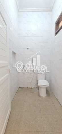Ruko Dijual di Prime Area Bandung Luas 180m2 Ruko Dijual di Prime Area Bandung Luas 180m2