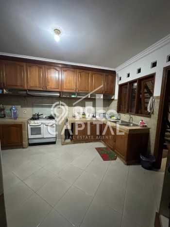 BEST INVESTMENT! Rumah area Dago, Luas 400m² LB 300m² BEST INVESTMENT! Rumah area Dago, Luas 400m² LB 300m²